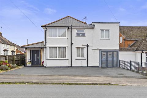 4 bedroom detached house for sale, Britannia Road, Kettering NN16