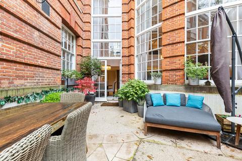 3 bedroom apartment for sale, Star and Garter House, Richmond, Surrey, TW10