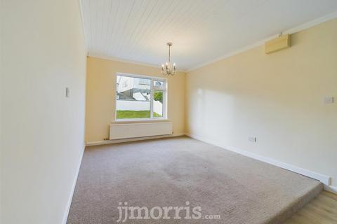 3 bedroom detached bungalow for sale, Douglas James Way, Haverfordwest