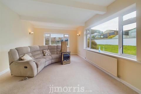 3 bedroom detached bungalow for sale, Douglas James Way, Haverfordwest