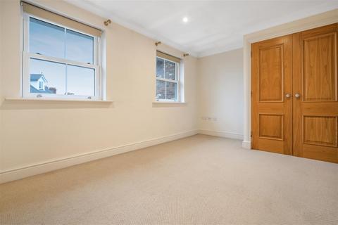 43 Bowden Road, Ascot, SL5 9NJ