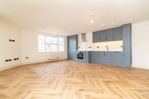 2 bedroom duplex for sale, The Green, Warlingham, Surrey, CR6