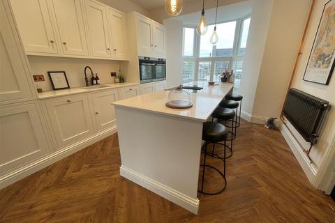 25 Alban Road, Llanelli, SA15 1EP