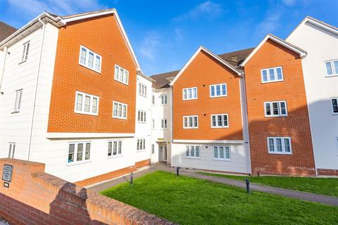 2 bedroom apartment for sale, London Road, Benfleet