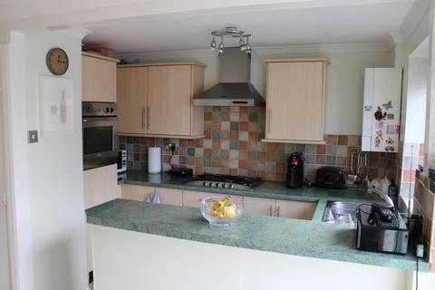 3 bedroom terraced house for sale, Shenley Road, Bletchley MK3