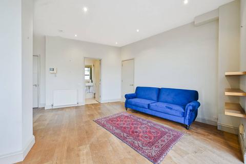 1 bedroom flat to rent, St Johns Square, Clerkenwell, London, EC1V