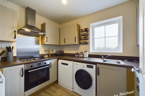 2 bedroom flat for sale, Kingsbrook Basin, Broughton, Aylesbury