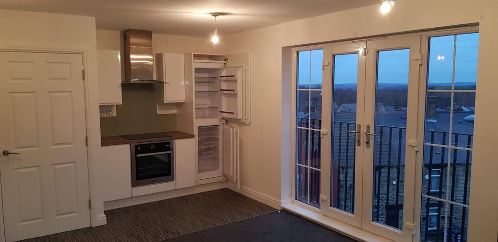 Top Floor Apartment - Junction House, Barnsley, S