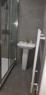 2 bedroom flat to rent, Junction House, Barnsley, South Yorkshire, S70
