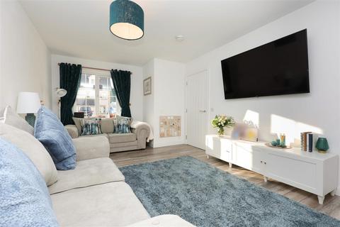 3 bedroom terraced house for sale, Quinn Court, Lanark