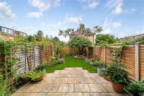 2 bedroom terraced house for sale, Chadwick Close, Teddington