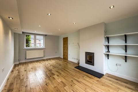 140 Stonegarth, Carlisle, CA2 6PE