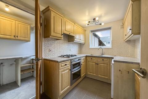 140 Stonegarth, Carlisle, CA2 6PE