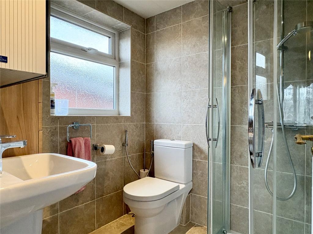 En Suite Shower Room