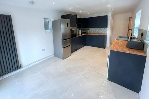 76 Henfaes Road, Tonna, Neath, SA11 3EX