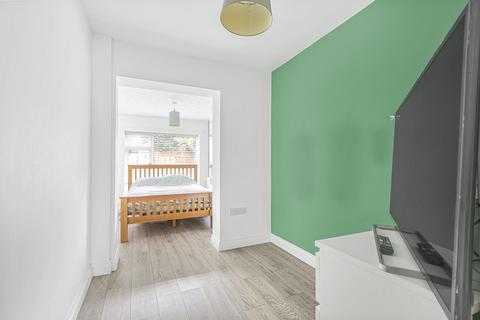 22 Dorrit Crescent, Guildford, GU3 3AL