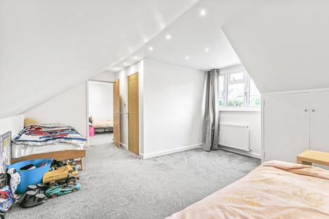 22 Dorrit Crescent, Guildford, GU3 3AL