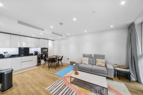 2 bedroom flat to rent, Nine Elms Point London SW8