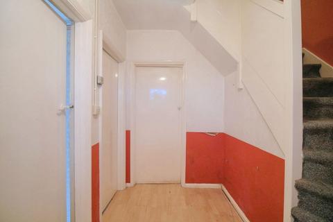 99 Riddons Road, London, SE12 9QZ