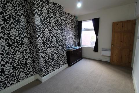 1 bedroom flat to rent, Beckett Road, Doncaster DN2