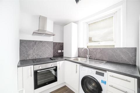 2 bedroom flat to rent, Camden High Street, London NW1