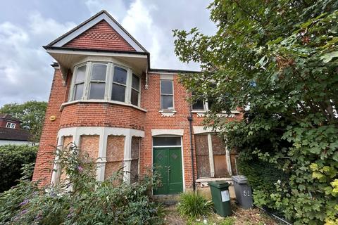 5 bedroom semi-detached house for sale, Holden Road, Woodside Park, London, N12