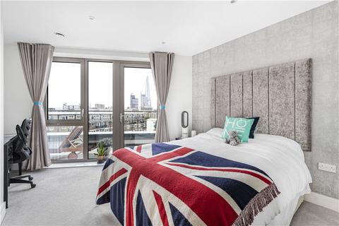 3 bedroom penthouse to rent, The Grange, London, SE1