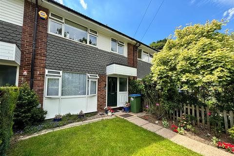 3 bedroom terraced house for sale, Kingsway Terrace, Weybridge KT13