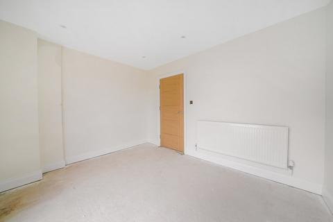 1 bedroom apartment to rent, Selsdon Road, Surrey CR2