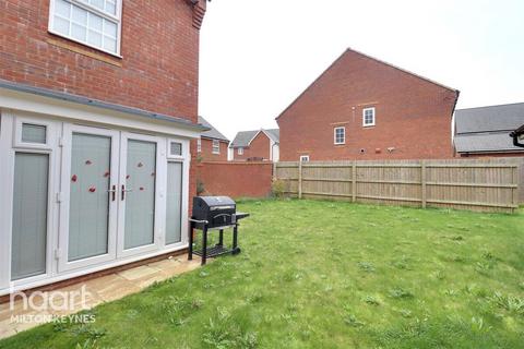 6 bedroom detached house to rent, Burgess Avenue, Eaton Leys