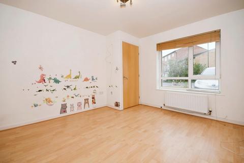 2 bedroom terraced house for sale, Park Grange Court, Norfolk Park, Sheffield, S2 3SY