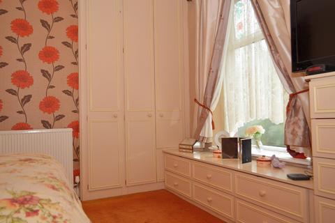 593 Chamber Road, Oldham, OL8 4NZ
