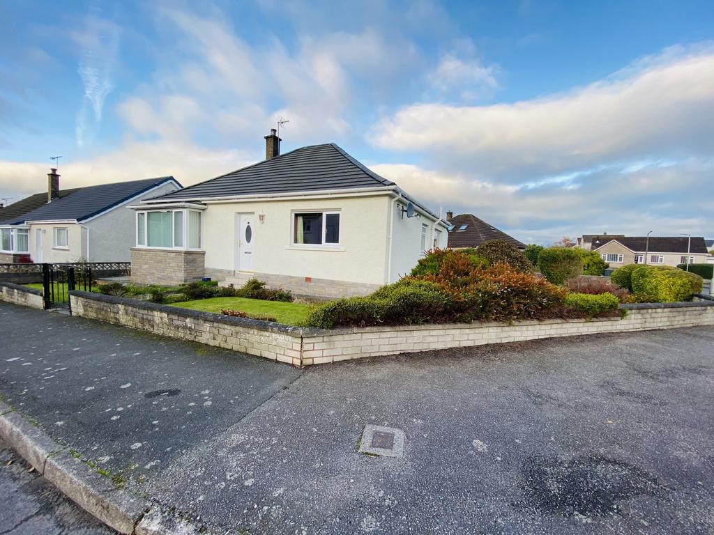 2 Minden Avenue, Dumfries, DG2 4 EA - Braidwoods So