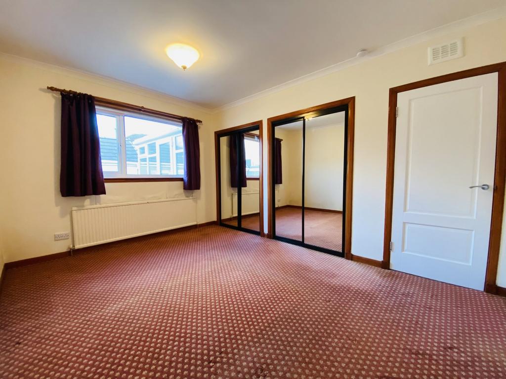 2 Minden Avenue, Dumfries, DG2 4 EA - Braidwoods So