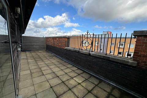 3 bedroom penthouse to rent, Andersons Road, Hampshire SO14