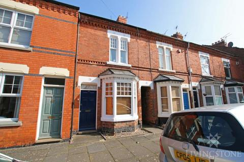 3 bedroom terraced house to rent, Cradock Road, Leicester LE2