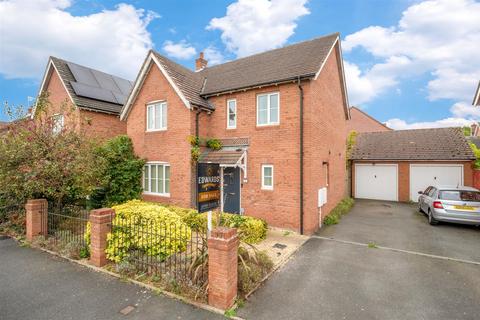 4 bedroom detached house for sale, Bramley Way, Bidford-On-Avon B50