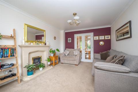 4 bedroom detached house for sale, Bramley Way, Bidford-On-Avon B50