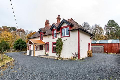 6 bedroom detached house for sale, Pine Lodge, Ettrick, Ettrickbridge TD7 5HW