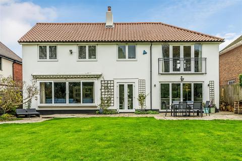 4 bedroom detached house for sale, FARM LANE , ASHTEAD, KT21