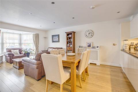 3 Blue Dragon Yard, Beaconsfield, HP9 1GW