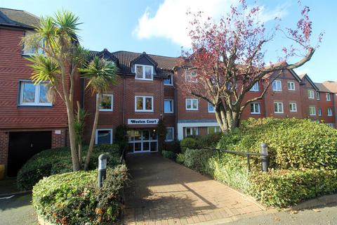 2 bedroom retirement property for sale, Farnham Close, London N20