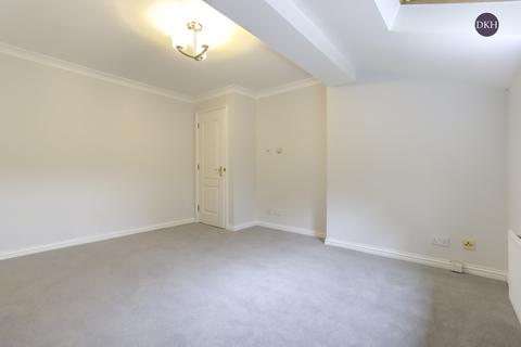 2 bedroom apartment to rent, Uxbridge Road, Hertfordshire WD3