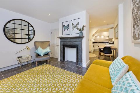 2 bedroom end of terrace house for sale, St Helen's Gardens, London, W10