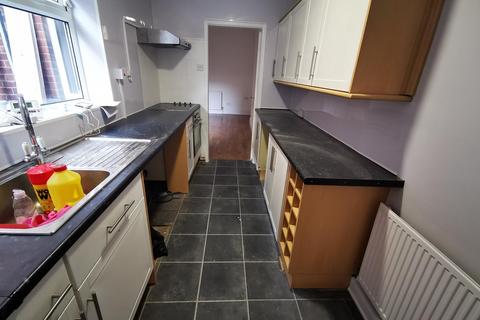 2 bedroom flat to rent, Eglesfield Road, South Shields, South Tyneside, NE33