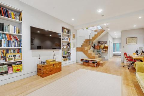 45 Clonmel Road, London, SW6 5BL