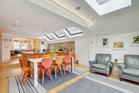 45 Clonmel Road, London, SW6 5BL