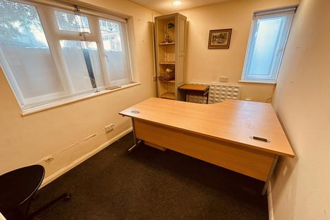 Office to rent, Dukes Mews, London N10