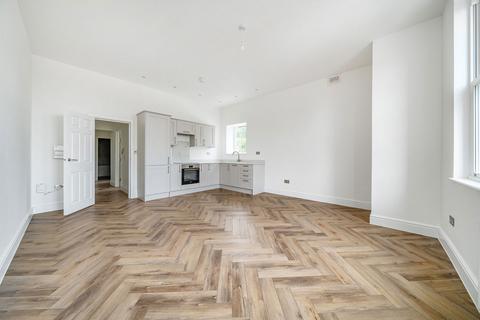 2 bedroom flat for sale, Craigmore Hall, Flat 4, Crowborough Hill, Crowborough, East Sussex