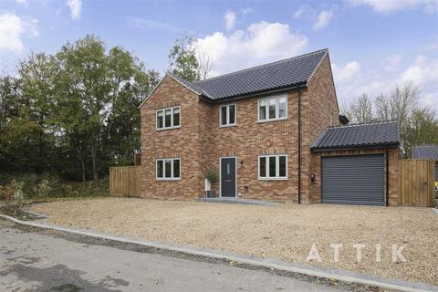 5 bedroom detached house for sale, Hillsend Lane, Attleborough